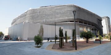 El Ayuntamiento dedicará el jardín del Roig Arena a la afición del Valencia Basket
