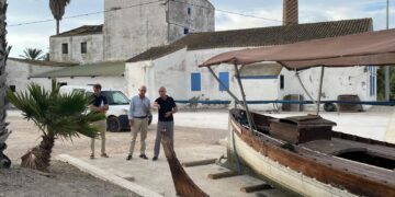 El Ayuntamiento finaliza las obras en el embarcadero de El Palmar