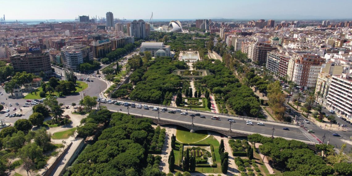 “Valencia Sostenible”: nace el nuevo organismo que liderará la transformación energética y medioambiental de la ciudad 1 “Valencia Sostenible”: nace el nuevo organismo que liderará la transformación energética y medioambiental de la ciudad