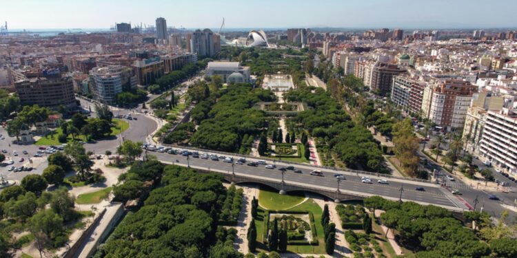 “Valencia Sostenible”: nace el nuevo organismo que liderará la transformación energética y medioambiental de la ciudad