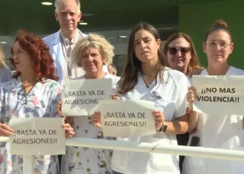Sanidad impondrá multas de hasta 60.000 euros por agresiones al personal y daños en instalaciones