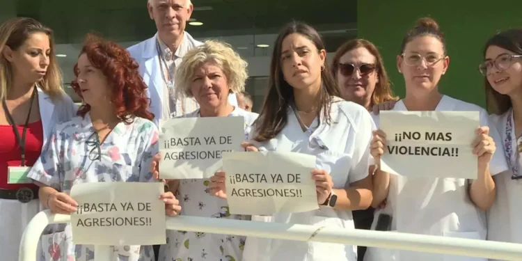 Sanidad impondrá multas de hasta 60.000 euros por agresiones al personal y daños en instalaciones 1 Sanidad impondrá multas de hasta 60.000 euros por agresiones al personal y daños en instalaciones