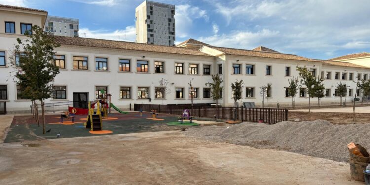 Valencia impulsa actividades de refuerzo educativo y apoyo psicológico en las pedanías afectadas por la DANA