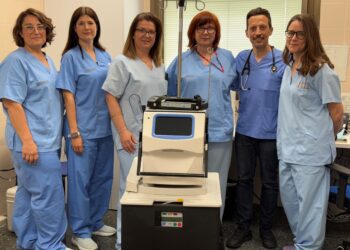 El Hospital Doctor Peset demuestra la eficacia y seguridad de la hemodiálisis nocturna domiciliaria con los dos primeros casos en España 1 El Hospital Doctor Peset demuestra la eficacia y seguridad de la hemodiálisis nocturna domiciliaria con los dos primeros casos en España