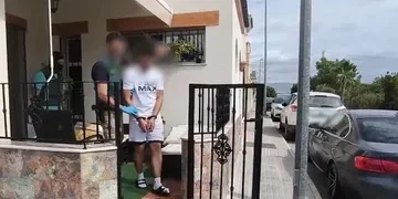 Siete detenidos en Alicante por estafar más de 100.000 euros a 42 personas mediante el método del vishing