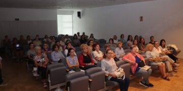 La Casa de la Dona de Torrent arranca el otoño con una programación diversa y abierta a toda la ciudadanía