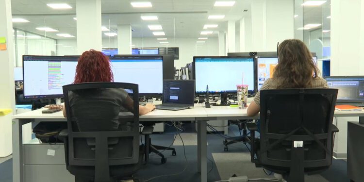 Aumentan los ciberataques a las instituciones de la Generalitat: más de 31.000 en lo que va de año 1 Aumentan los ciberataques a las instituciones de la Generalitat: más de 31.000 en lo que va de año