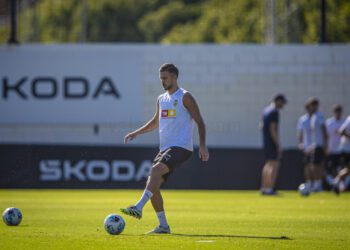 ‘Punt a punt’ ofrece los partidos Villarreal-Osasuna, Valencia-Athletic de Bilbao