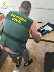 Un piso ocupado en Picassent era utilizado como laboratorio de drogas 3 Foto 32