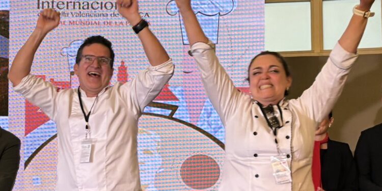 Restaurante ecuatoriano gana el Concurso internacional de paella valenciana de Sueca