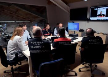 Valencia reanuda las clases mañana martes excepto en las zonas inundables, pedanías afectadas por la dana y se suma la fachada marítima que mantienen la suspensión