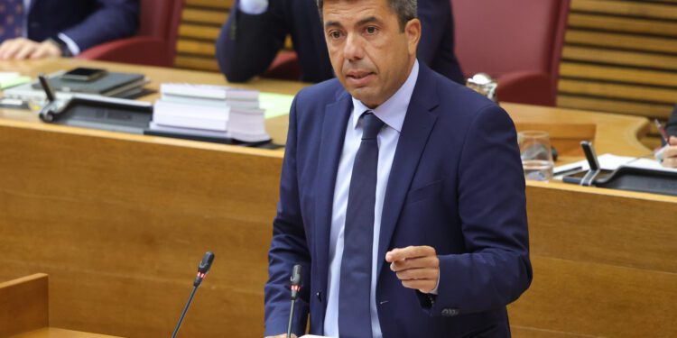 La Generalitat impulsará la modificación del Estatut para acotar a la AVL que cambiará de nombre 1 La Generalitat impulsará la modificación del Estatut para acotar a la AVL que cambiará de nombre