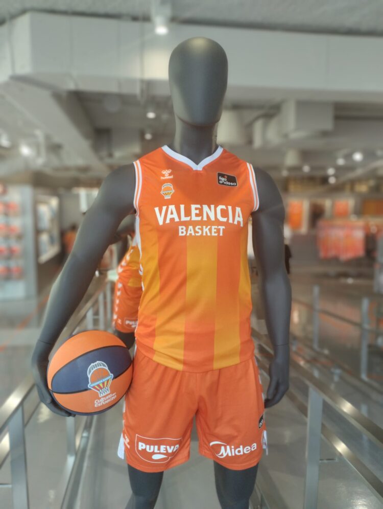 El Roig Arena se presenta al mundo