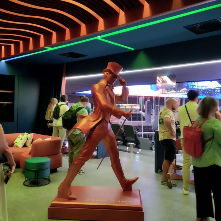 El Roig Arena se presenta al mundo