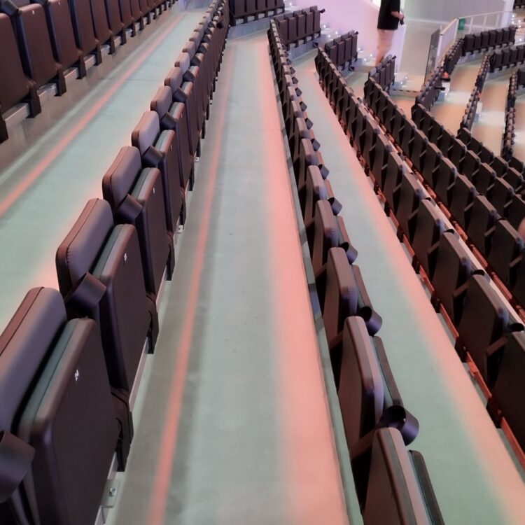 El Roig Arena se presenta al mundo