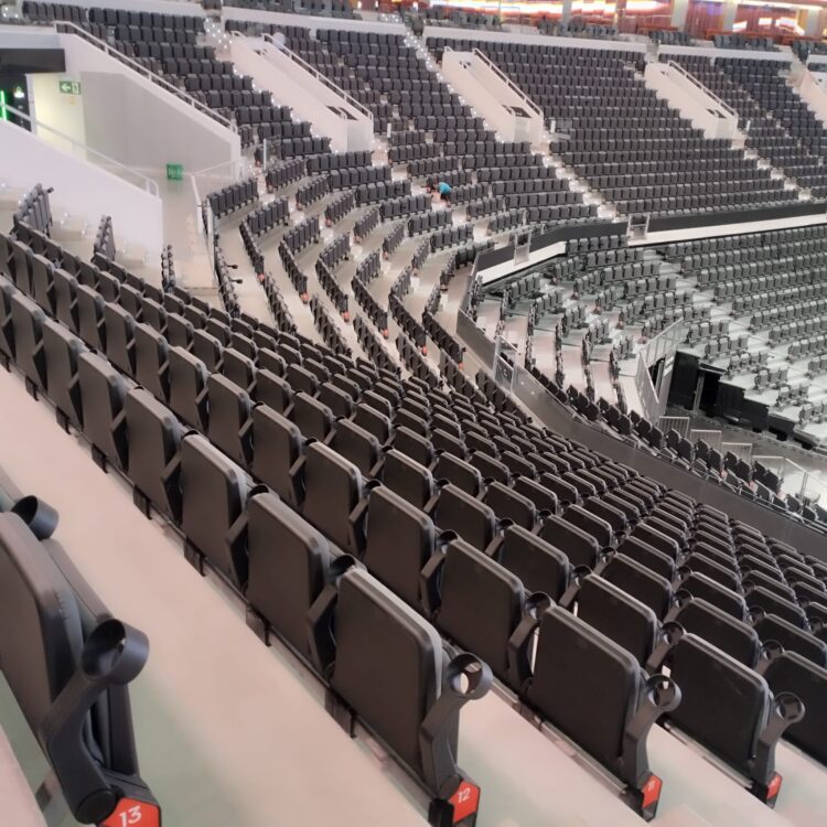 El Roig Arena se presenta al mundo