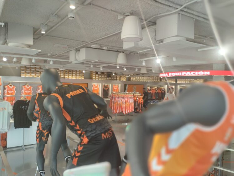 El Roig Arena se presenta al mundo