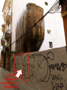 Chapuza en el BIC de la muralla andalusí de la calle Salinas nº17
