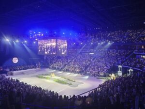 Espectáculo previo y despedida de Lucia y Berta a la "Lluna de Valencia" 2 Sin titulo 1