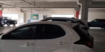 Ikea cierra su centro de Alfafar pero deja abierto su parking superior para uso de los vecinos