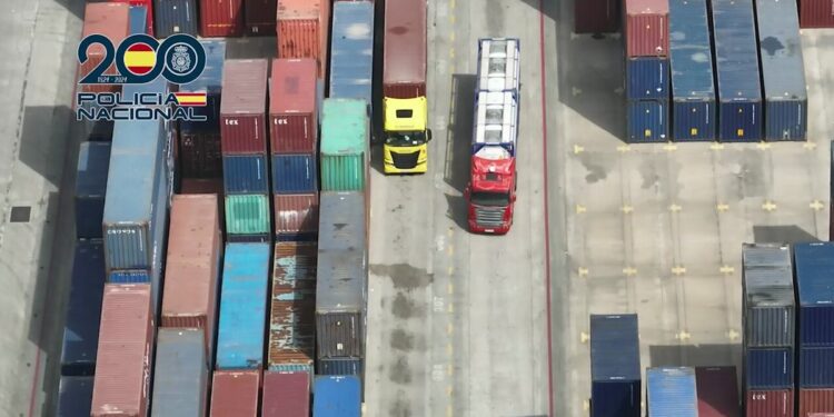 81 detenidos e incautadas 4,5 toneladas de cocaína en la mayor operación antidroga del Puerto de Valencia