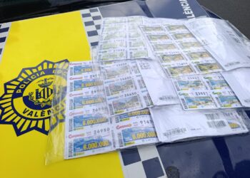 Detenido por robar cupones a un invidente de la ONCE en el centro de Valéncia 2 Detenido por robar cupones a un invidente de la ONCE en el centro de Valéncia