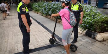 Torrent refuerza el control del uso de patinetes eléctricos con una nueva campaña ejecutiva a los usuarios