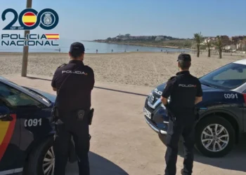 Un joven de 18 años muere ahogado en la playa del Cocó de Alicante
