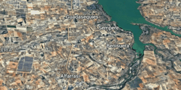 Declarado incendio de vegetación en Alfarrasí con propagación en dos focos