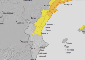 AEMET lanza avisos amarillos y naranjas para mañana por lluvias y tormentas en la CV