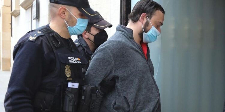 Condenado a once años y medio de prisión el “Rambo de Requena” por cuatro atracos con escopeta 1 Condenado a once años y medio de prisión el “Rambo de Requena” por cuatro atracos con escopeta