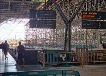 Retrasos generalizados en las líneas de Renfe Cercanías C1 y C2 por las lluvias