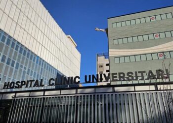 El Hospital Clínico de Valéncia renueva la planta de hospitalización de Medicina Digestiva