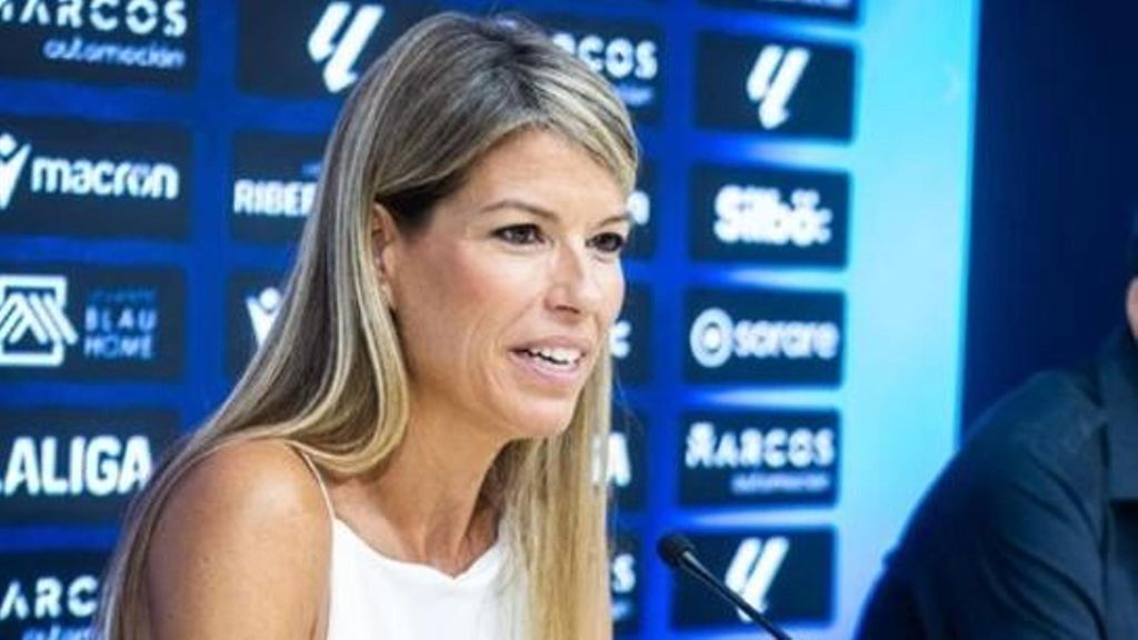 La Generalitat interpreta el comunicado de Maribel Vilaplana como prueba de que Mazón estuvo informado durante la DANA 2 la generalitat cree que el relato de la periodista maribel vilaplana ratifica que mazon estuvo infor da39 3