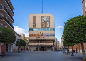 Mislata abre los colegios este martes pero siguen cerrados parques jardines y canceladas actividades al aire libre