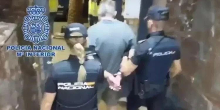 El relato del crimen en Alicante: convivió un mes con el cadáver de su inquilina tras acuchillarla 16 veces