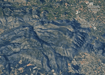 Declarado un incendio forestal en el Barranco del Rajolar en Simat de la Valldigna