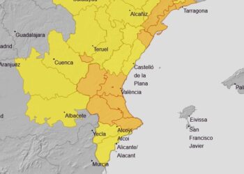 AEMET avisa de riesgo importante de lluvias intensas en la CV para el domingo noche y lunes