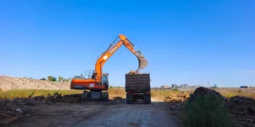 Retiran 5.500 metros cúbicos de desechos de la DANA en el cauce del río Turia
