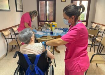 Sanitat iniciará la vacunación contra virus respiratorios el 1 de octubre con prioridad a los colectivos más vulnerables 8 Sanitat iniciará la vacunación contra virus respiratorios el 1 de octubre con prioridad a los colectivos más vulnerables