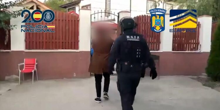Desarticulada una red de ladrones rumanos que robaba a ancianos con el método del “abrazo cariñoso” 1 20251016 op ciclon 01.jpg 326853391