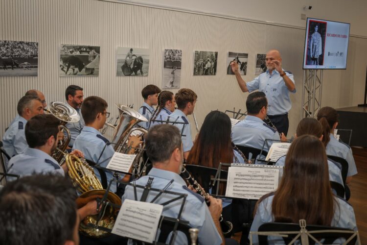 Torrent honra la memoria de Ricardo de Fabra con una emotiva exposición sobre su vida y legado taurino
