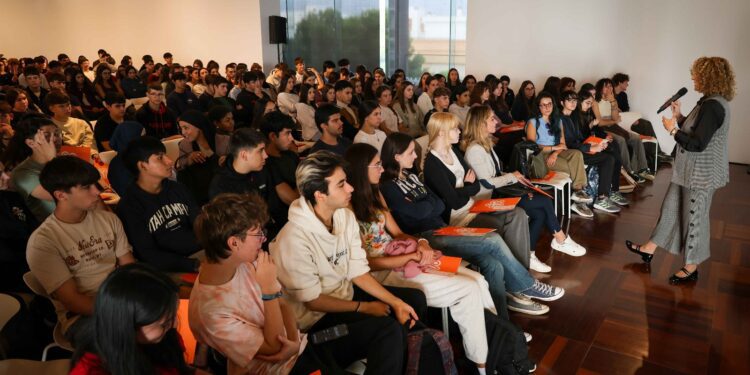 Torrent congrega a 250 jóvenes en la segunda edición de 'Torrent Excellent' 1 Torrent congrega a 250 jóvenes en la segunda edición de 'Torrent Excellent'