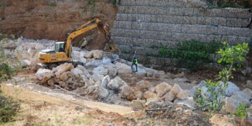 Torrent avanza en la seguridad hídrica con las obras de encauzamiento del barranco de l'Horteta
