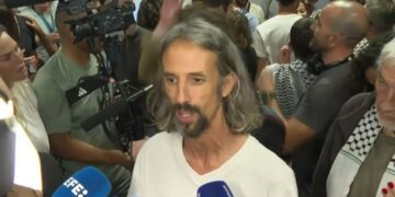 Juan Bordera denuncia agresiones tras su detención en Israel: “Me golpearon en las costillas como no me habían golpeado desde los quince años”