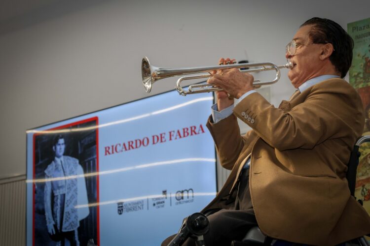 Torrent honra la memoria de Ricardo de Fabra con una emotiva exposición sobre su vida y legado taurino