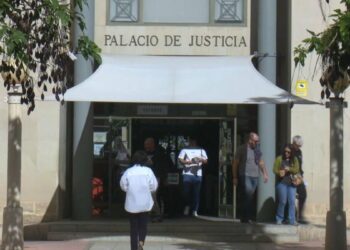 Detenido un menor por acosar y amenazar de muerte a Ione Belarra y vender datos personales de políticos en la red 15 660574f9 21a5 4d1a a42b 4e3b28d25d3e 16 9 aspect ratio 1600w 0 scaled 1