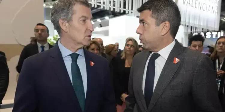 Un año de la DANA: Mazón en el punto de mira político mientras Feijóo mide los tiempos 1 Un año de la DANA: Mazón en el punto de mira político mientras Feijóo mide los tiempos