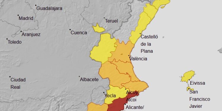 La GVA Emergencias envía un nuevo mensaje de EsAlert a la población de Alicante por la alerta roja por lluvias