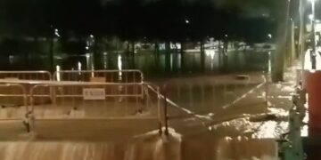 El barranc de la Saleta en Aldaya desborda nuevamente